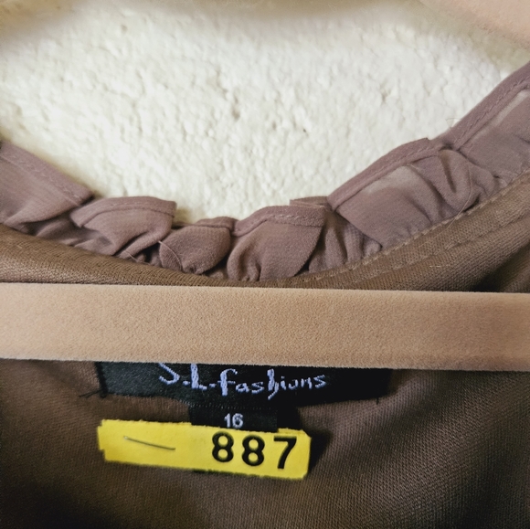 Nordstrom S.L Fashions cocktail dress size 16 - Picture 2 of 4